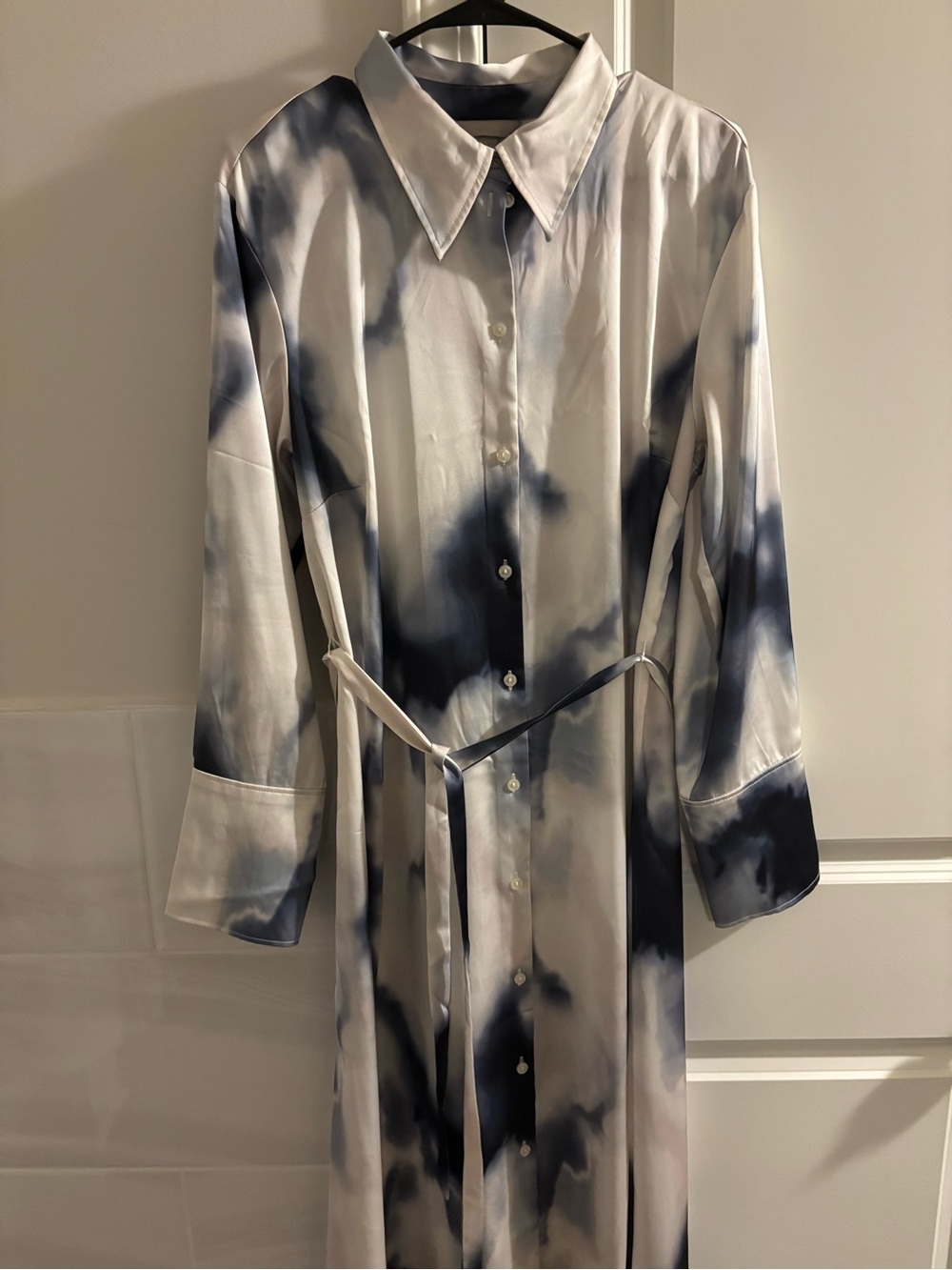 Long Sleeve Satin Tie-Dye Style Button-Down Shirt Dress - Blue and White